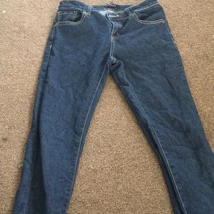 FOREVER 21 BLUE JEANS